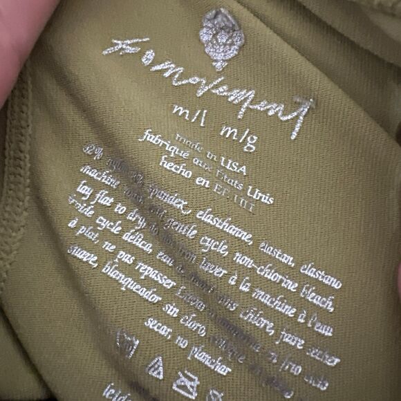 Free People Movement Good Karma Flare Leggings Olive Green Size M/L Yoga Boho - Picture 8 of 10